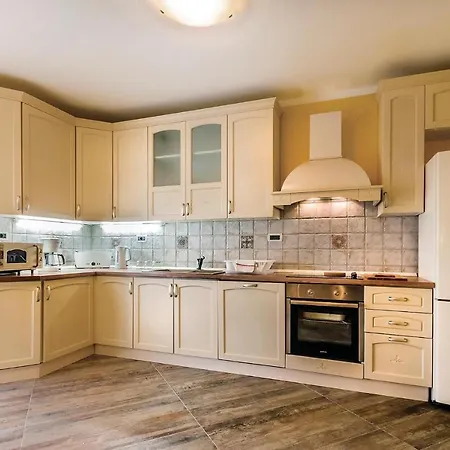 Gorgeous In With Kitchen Hébergement de vacances *