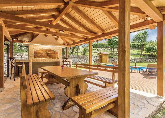 Pet Friendly In Holiday home